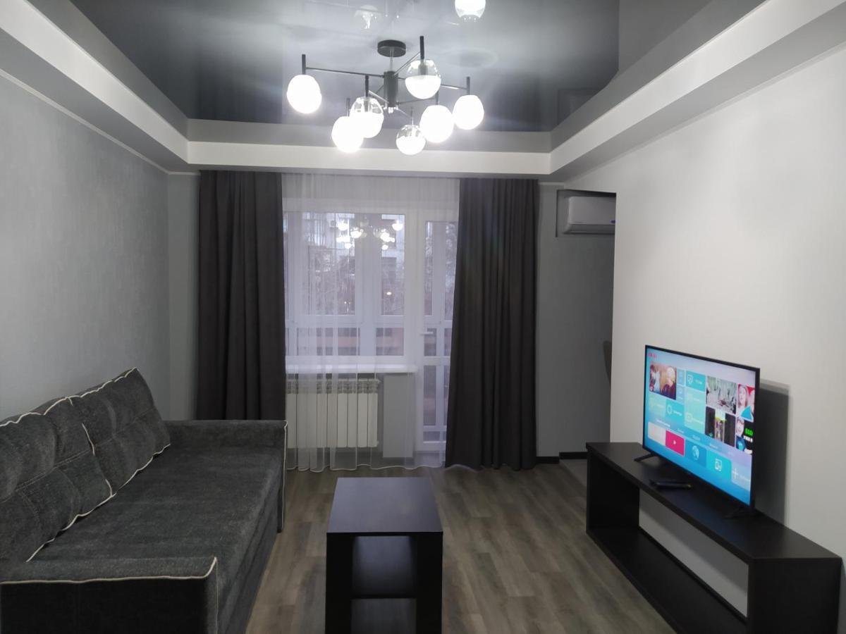 2Rooms Apartment - 181 Gogol street Zaporizhia Buitenkant foto