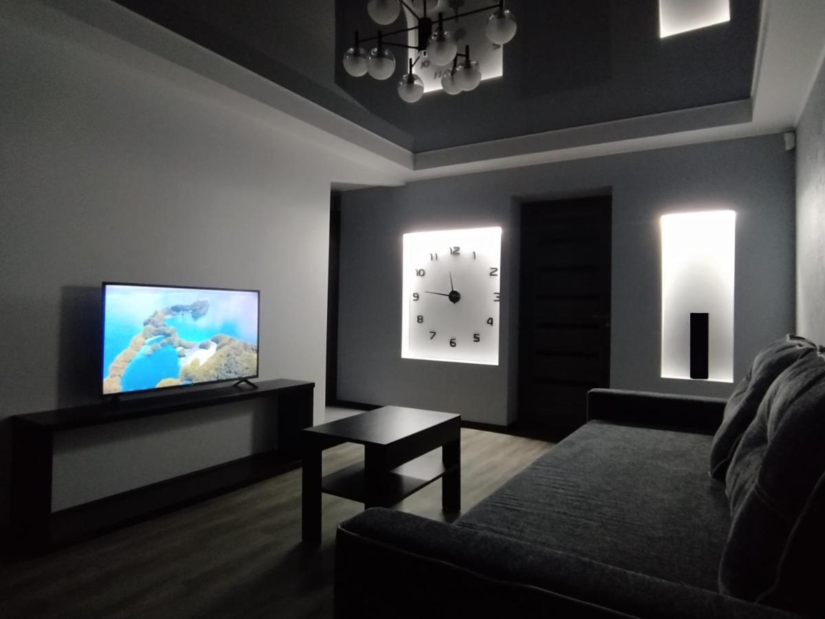 2Rooms Apartment - 181 Gogol street Zaporizhia Buitenkant foto
